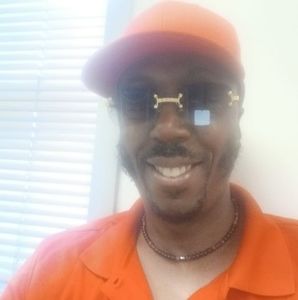 Meet your Posher, Raymond